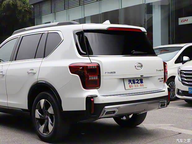 广汽乘用车 传祺GS8 2020款 GS8S 390T 两驱豪华智联版