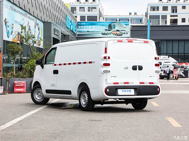 上汽大通 上汽大通MAXUS 大拿V1 2023款 V1+ 短轴低顶（42kWh）