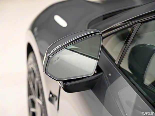 極氪 極氪007 2024款 雙電機(jī) 三元鋰