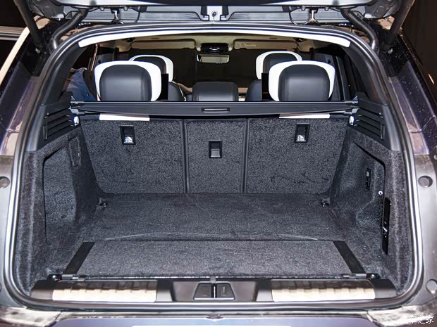 路虎(进口) 揽胜运动版 2023款 首发版