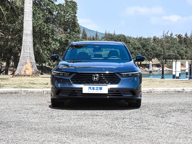 广汽本田 雅阁 2023款 260TURBO 高配版 广汽本田 雅阁 2023款 260TURBO 高配版