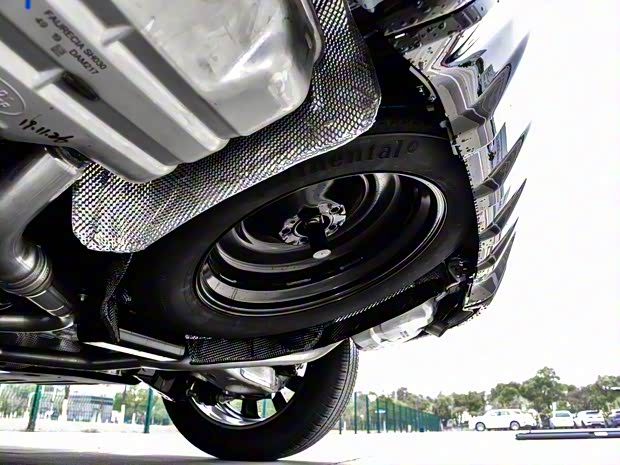 奇瑞捷豹路虎 發(fā)現(xiàn)運動版 2020款 249PS R-Dynamic HSE 豪華定制版