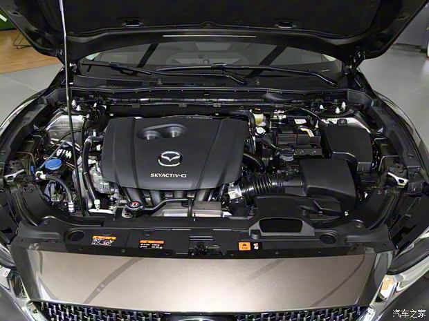 一汽马自达 阿特兹 2020款 2.0L 蓝天尊贵版