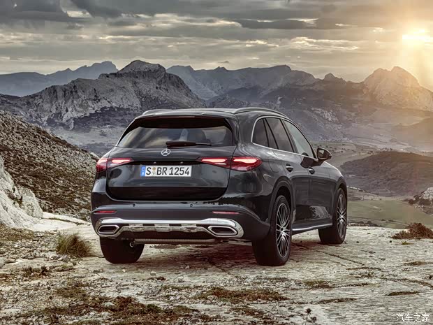 奔驰(进口) 奔驰GLC(进口) 2023款 基本型 奔驰(进口) 奔驰GLC(进口) 2023款 基本型