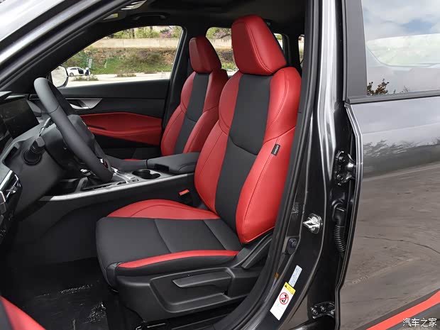 长安汽车 长安CS35PLUS 2023款 畅享版 1.4T DCT豪华型 长安汽车 长安CS35PLUS 2023款 畅享版 1.4T DCT豪华型