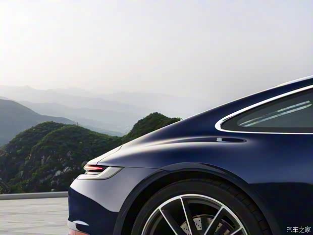 保时捷 保时捷911 2019款 Carrera S 3.0T