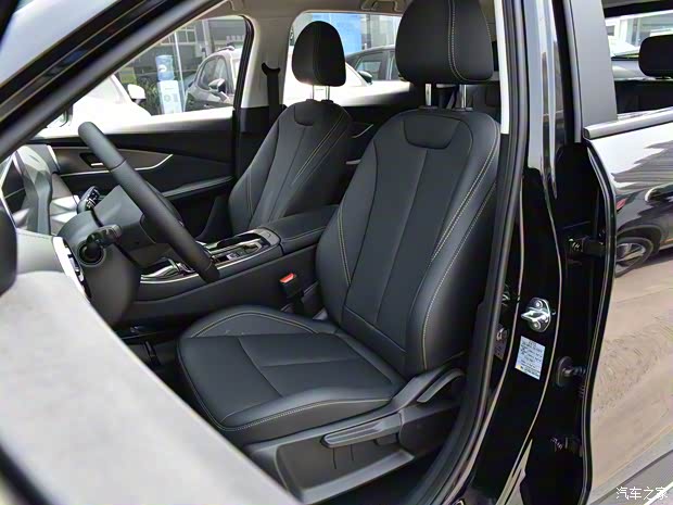 東風(fēng)風(fēng)行 風(fēng)行T5 EVO 2023款 狂飚版 1.5TD DCT鉑金款