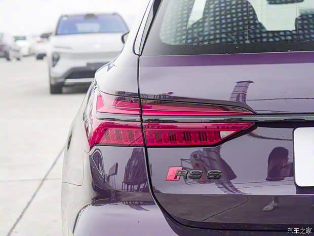 Audi Sport 奧迪RS 6 2023款 RS 6 4.0T Avant