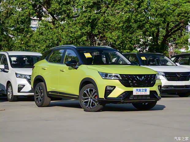 上汽通用五菱 五菱星馳 2022款 1.5T CVT基本型