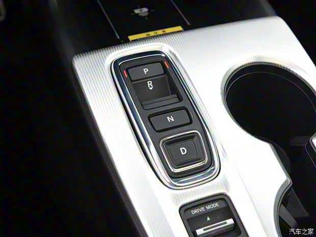 广汽本田 型格 2023款 2.0L e:HEV 高配版 广汽本田 型格 2023款 2.0L e:HEV 高配版