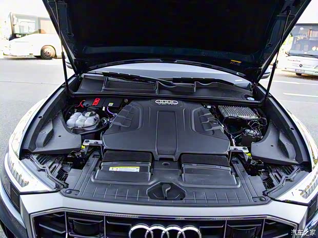 奥迪(进口) 奥迪Q8 2018款 基本型