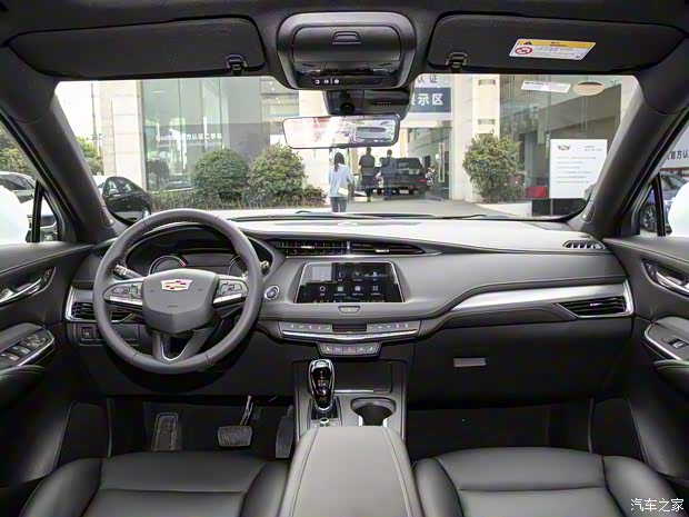 上汽通用凯迪拉克 凯迪拉克XT4 2023款 28T 两驱豪华型 上汽通用凯迪拉克 凯迪拉克XT4 2023款 28T 两驱豪华型