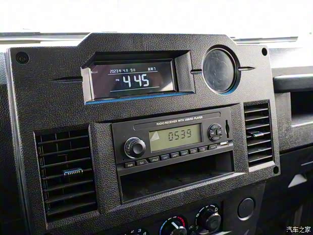 北京汽車(chē)制造廠 212 2023款 狙擊手 2.4T 手動(dòng)輕裝款