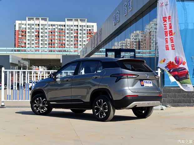 上汽通用五菱 宝骏510 2019款 1.5L 自动优享型 上汽通用五菱 宝骏510 2019款 1.5L 自动优享型