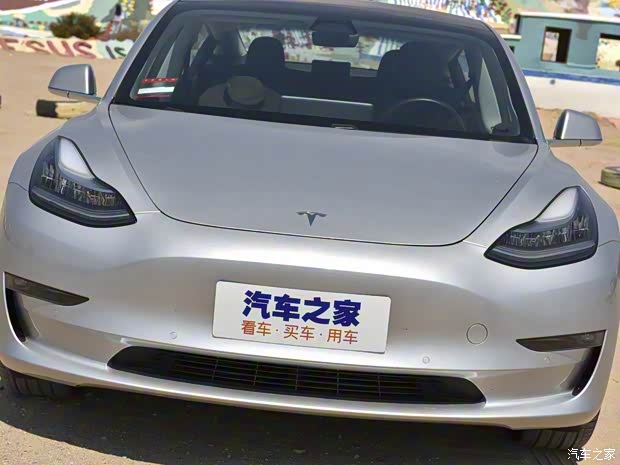 特斯拉 Model 3 2018款 基本型