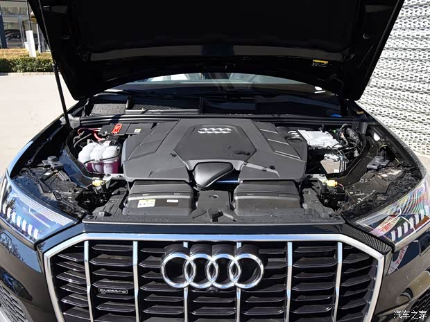 奧迪(進口) 奧迪Q7 2022款 55 TFSI quattro S line運動型