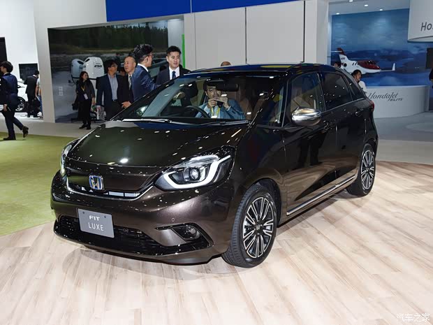 本田(进口) 飞度(进口) 2020款 LUXE 本田(进口) 飞度(进口) 2020款 LUXE