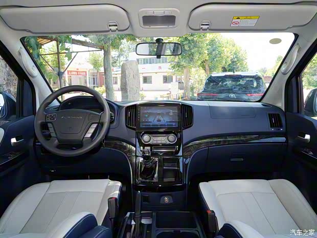 東風(fēng)風(fēng)行 菱智PLUS 2024款 1.5T 手動(dòng)豪華型 7座