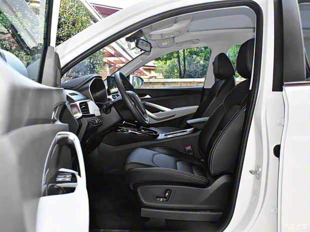 上汽通用五菱 宝骏530 2019款 1.5T CVT旗舰型