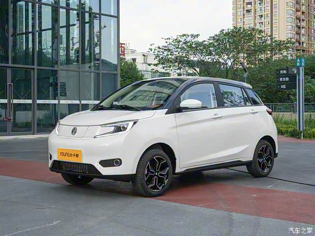 电动屋 YOUNG光小新 2021款 L400 电动屋 YOUNG光小新 2021款 L400