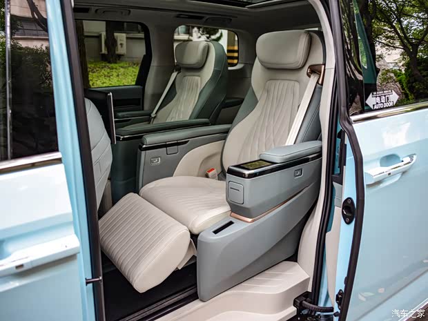 上汽大通 上汽大通MAXUS MIFA 9 2022款 錦繡高山