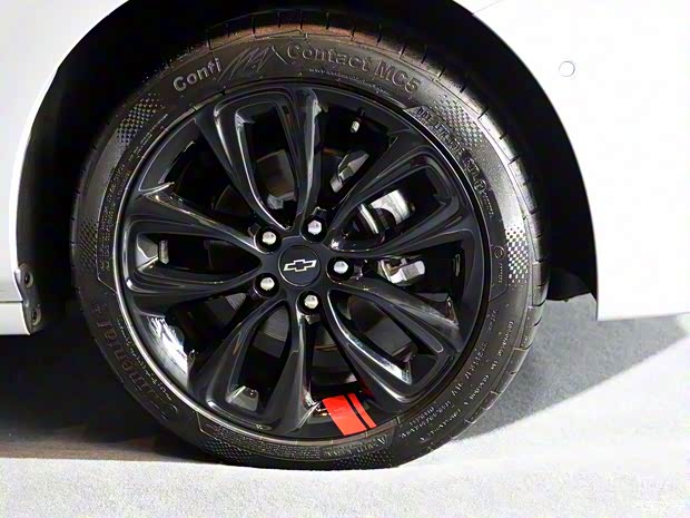 上汽通用雪佛兰 科鲁兹 2018款 330T Redline版