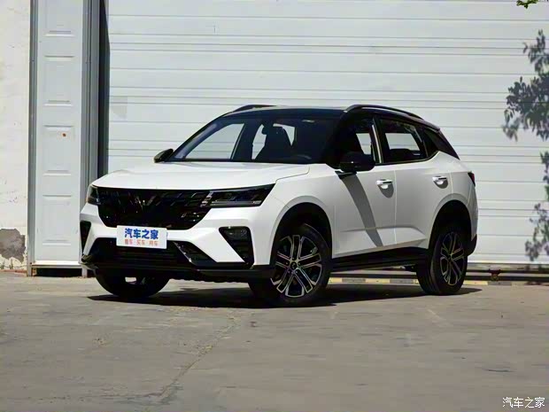 上汽通用五菱 五菱星驰 2022款 1.5T CVT基本型 上汽通用五菱 五菱星驰 2022款 1.5T CVT基本型