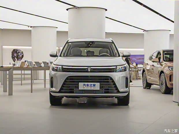 賽力斯汽車 問界M7 2024款 1.5T 智駕四驅(qū)Plus版 5座