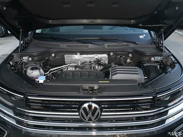 一汽-大众 揽巡 2023款 330TSI 豪华巡逸版 一汽-大众 揽巡 2023款 330TSI 豪华巡逸版