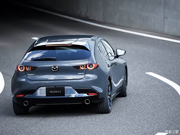 马自达(进口) 马自达3(进口) 2019款 两厢版