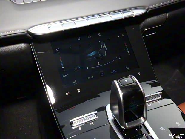 奇瑞汽车 瑞虎8 PLUS 2021款 390TGDI DCT高配版