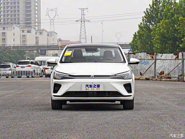 上汽集团 荣威R ER6 2020款 620km 智尊版