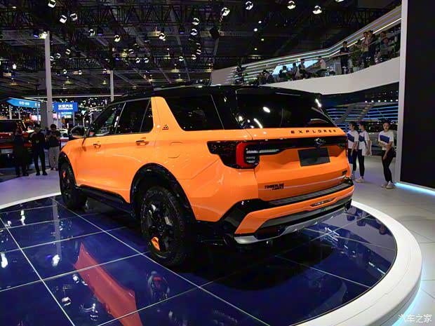 長安福特 探險者 2023款 EcoBoost 285 昆侖巔峰版 6座