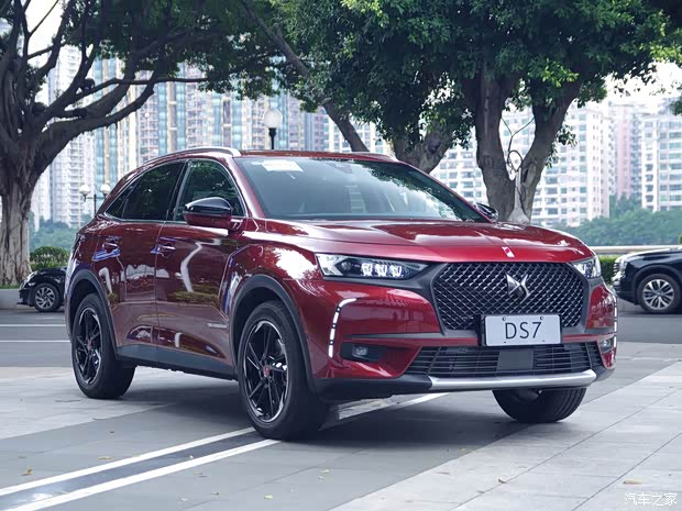 长安标致雪铁龙 DS 7 2018款 45THP 运动先锋版 长安标致雪铁龙 DS 7 2018款 45THP 运动先锋版