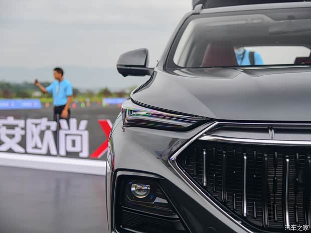 長(zhǎng)安汽車 長(zhǎng)安歐尚X5 2020款 1.5T 高配版