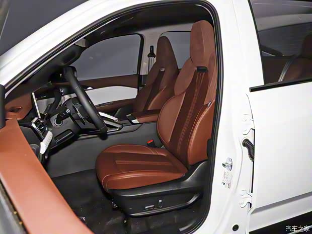 上汽大通 星際H 2023款 2.0T 自動 汽油 豪華版 標(biāo)軸