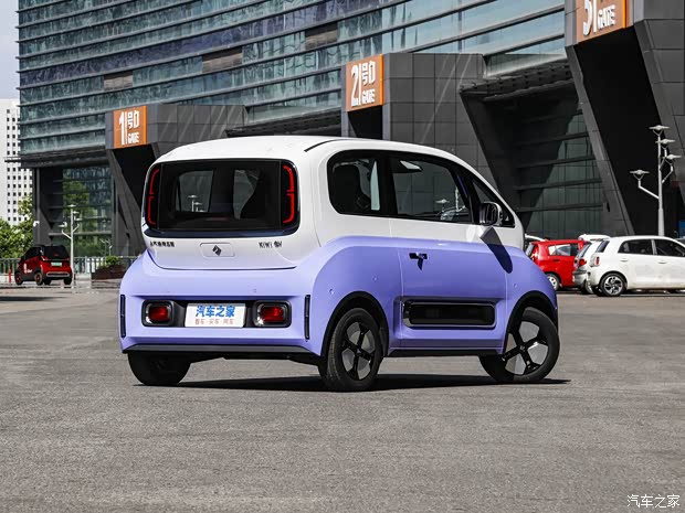上汽通用五菱 宝骏KiWi EV 2023款 大疆版 磷酸铁锂 上汽通用五菱 宝骏KiWi EV 2023款 大疆版 磷酸铁锂