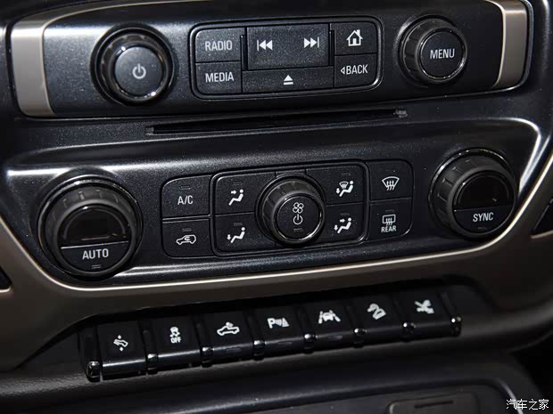 GMC SIERRA 2018款 1500 DENALI至尊版