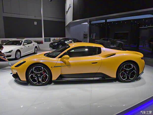 瑪莎拉蒂 瑪莎拉蒂MC20 2023款 3.0T 標準版