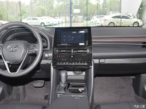 一汽丰田 亚洲龙 2023款 2.0L 臻选版 一汽丰田 亚洲龙 2023款 2.0L 臻选版