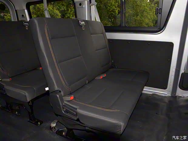 長安凱程 長安睿行M60 2023款 1.5L GDI精英型客車6/7座