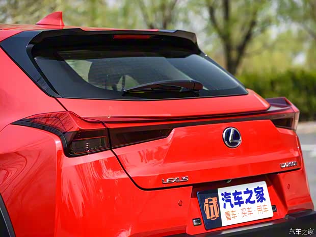 雷克萨斯 雷克萨斯UX 2019款 260h 探·享版 国VI 雷克萨斯 雷克萨斯UX 2019款 260h 探·享版 国VI