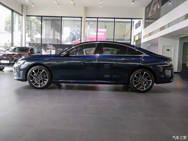 DS汽车 DS 9 2021款 45THP 里沃利版