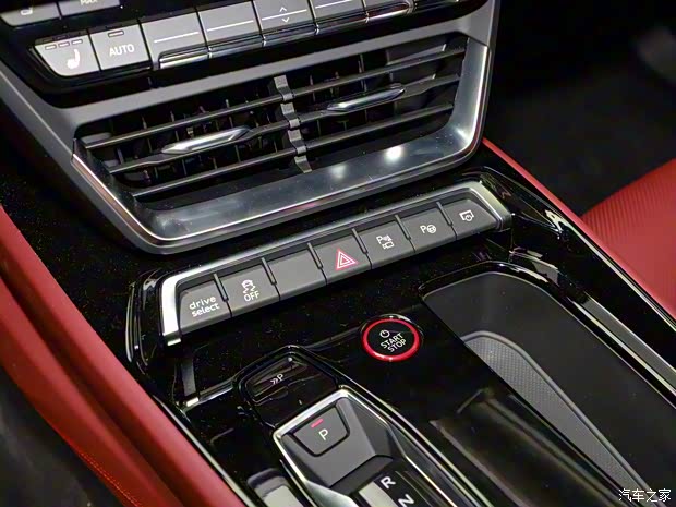 Audi Sport 奧迪RS e-tron GT 2023款 基本型