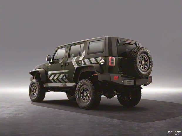 北京越野 北京BJ40 2020款 PLUS 2.3T 自动四驱雨林穿越版