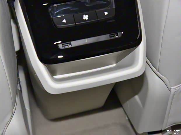 上汽通用五菱 五菱凱捷 2023款 混動(dòng)鉑金版