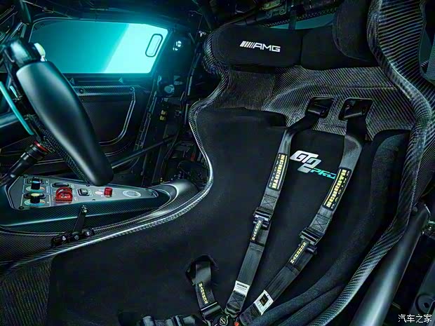 梅赛德斯-AMG AMG GT 2024款 AMG GT GT2 Pro 梅赛德斯-AMG AMG GT 2024款 AMG GT GT2 Pro