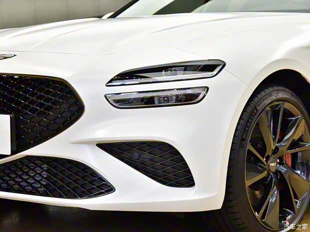 捷尼赛思 捷尼赛思G70 2022款 2.0T 四驱旗舰型