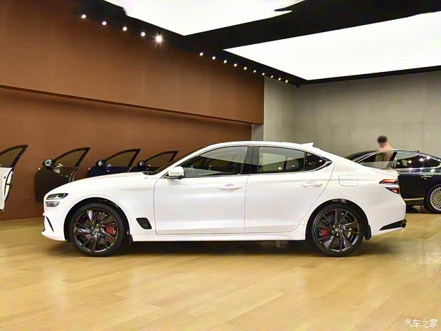 捷尼赛思 捷尼赛思G70 2022款 2.0T 四驱旗舰型