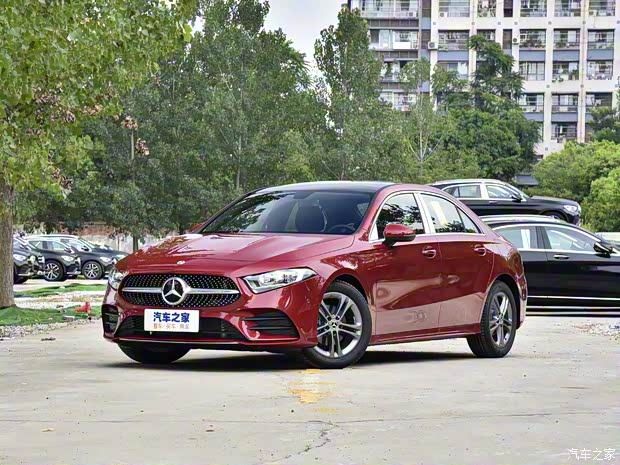 北京奔馳 奔馳A級 2020款 改款二 A 180 L 運動轎車